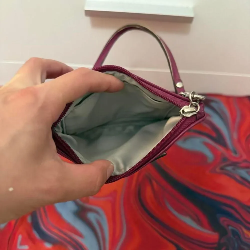 Vintage Y2K Coach Poppy Magenta Patent Leather Doodle Pouch Wristlet